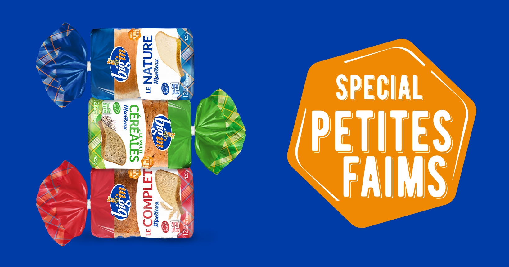 Gamme trois pains de mie petits formats Big’In, vue de face & Élément marketing, macaron orange petites faims Big’In, fond bleu foncé